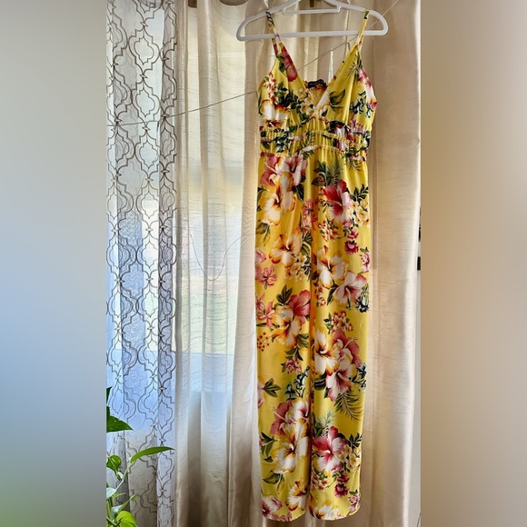 ABSOLUTELY ❤️ it!! LADIES MAXI DRESS - Picture 3 of 8